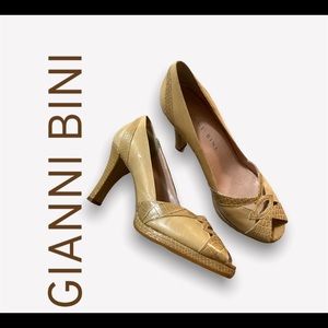 GIANNI BINNI TAN HEELS SIZE 7